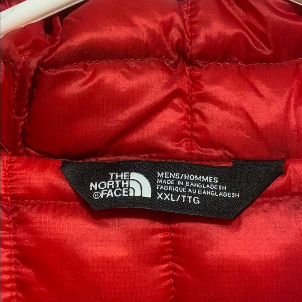 The North Face Jacket - Picture 3 of 8